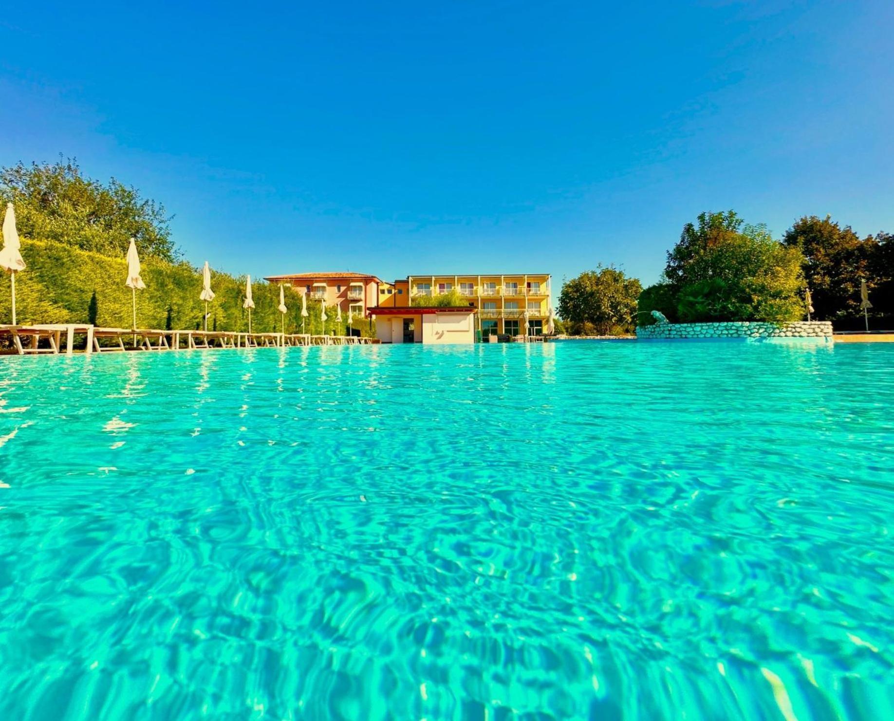 Hotel Bella