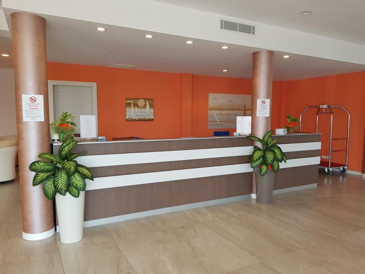 Hotel Bella 4*
